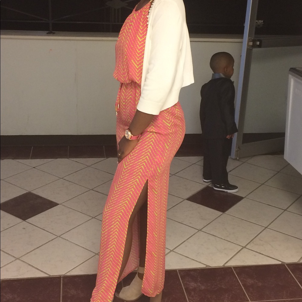 Is a Dress and I only used it once.